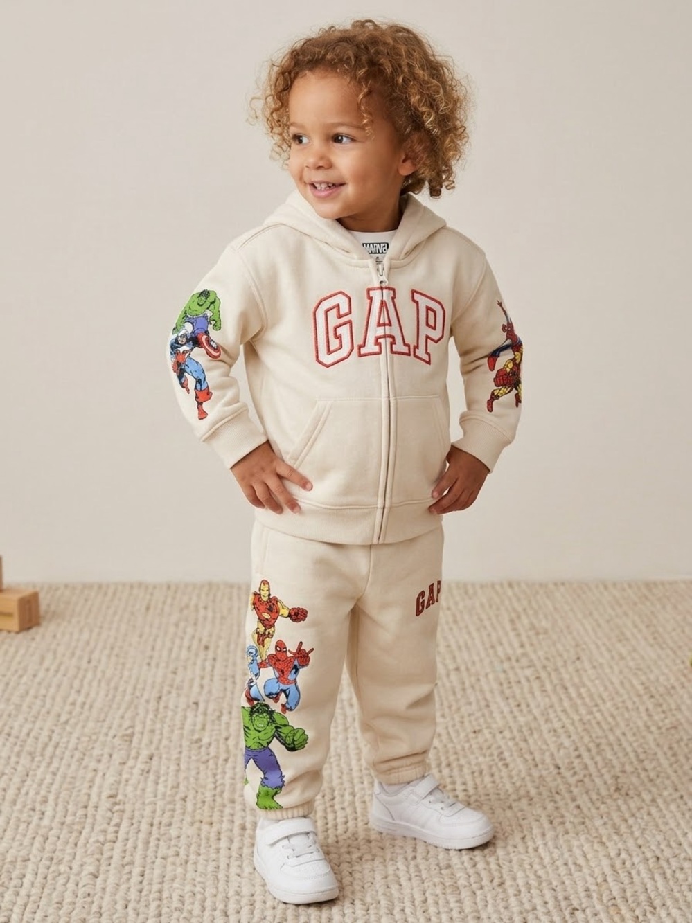 🎉 (18-24m) Gap x Marvel Toddler Cream Fleece Hoodie & Sweatpants Tracksuit Set